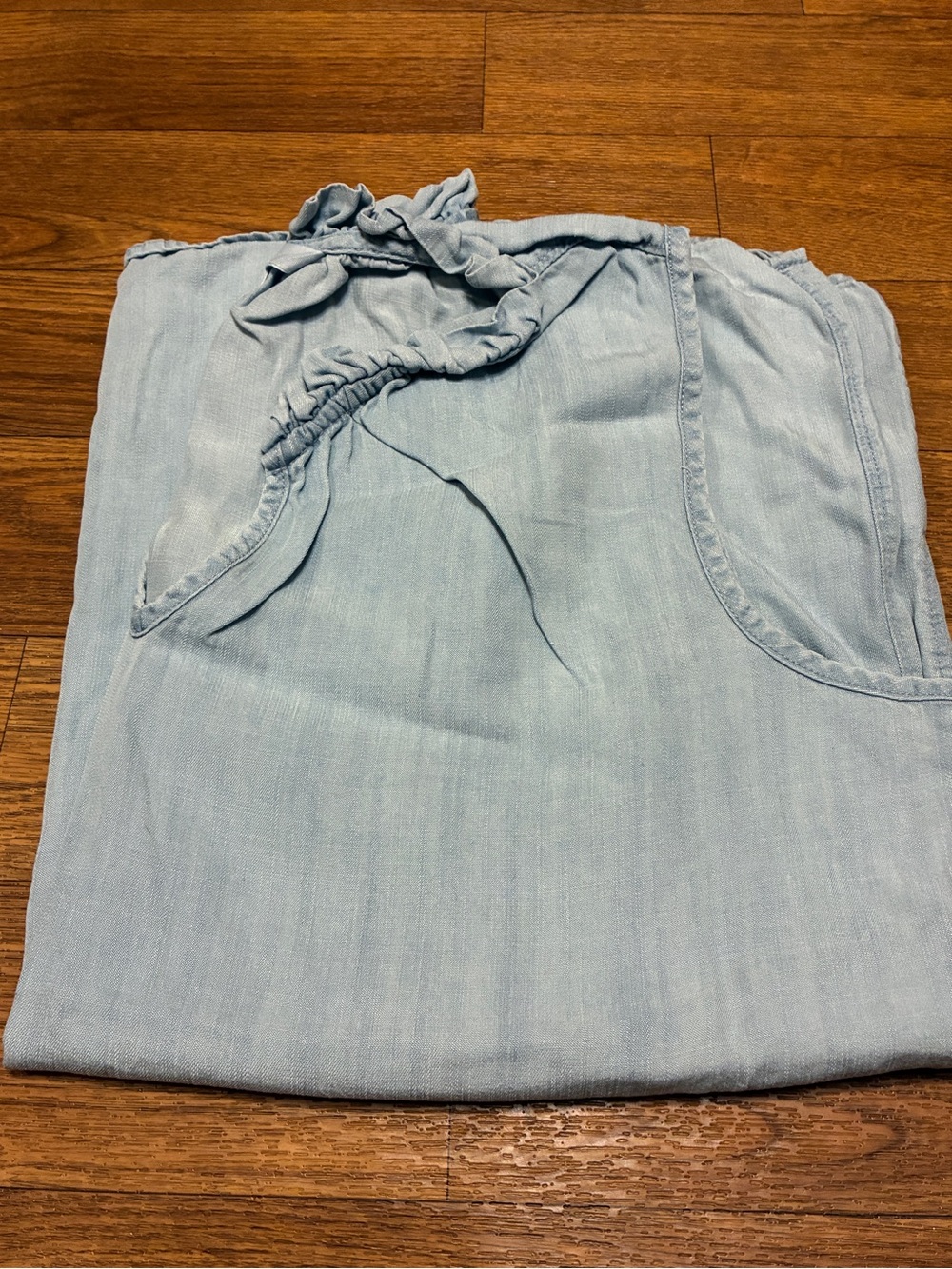 Time and Tru Light Blue Chambray Sleeveless Top Size Large